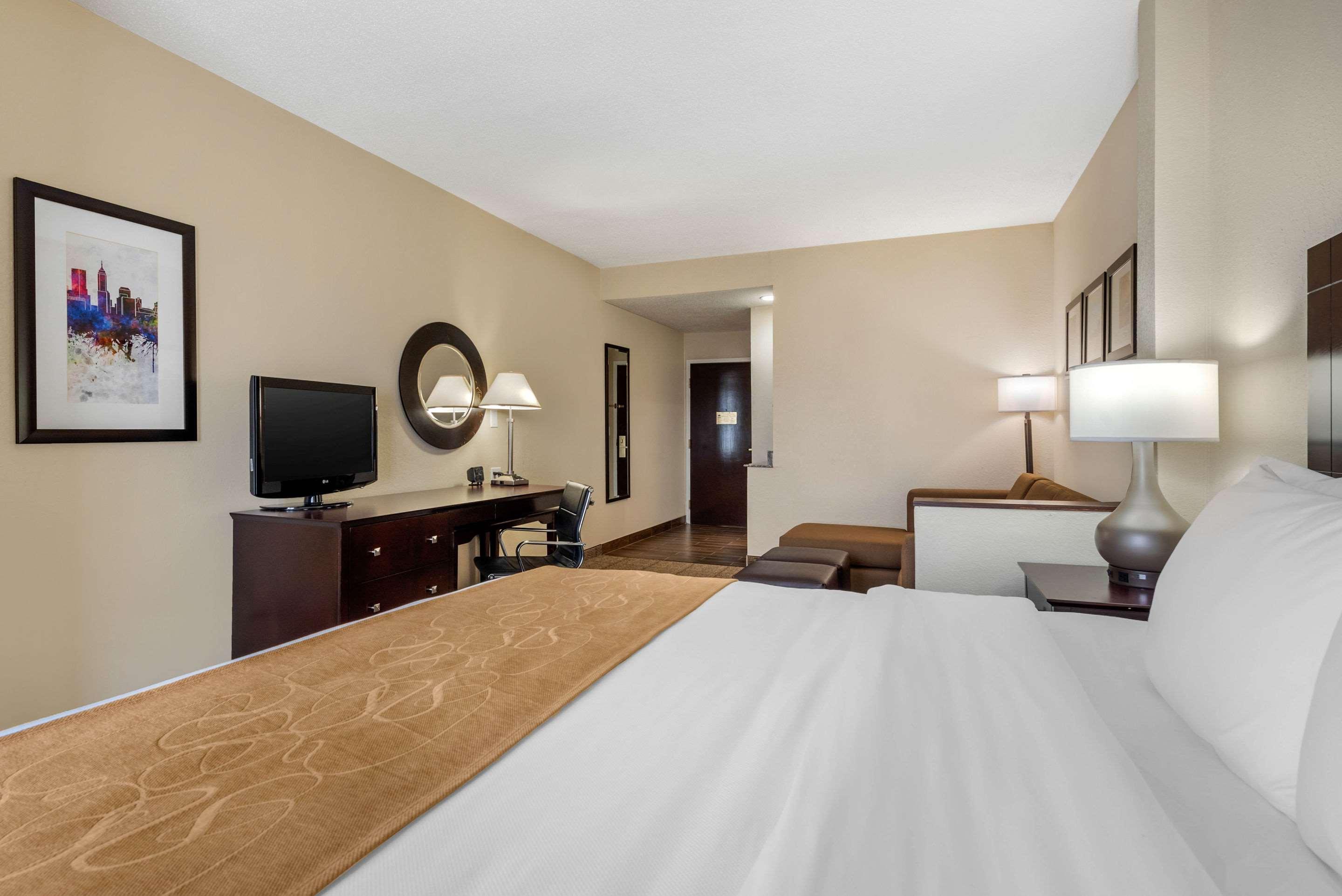 Comfort Suites Lafayette University Area Eksteriør bilde