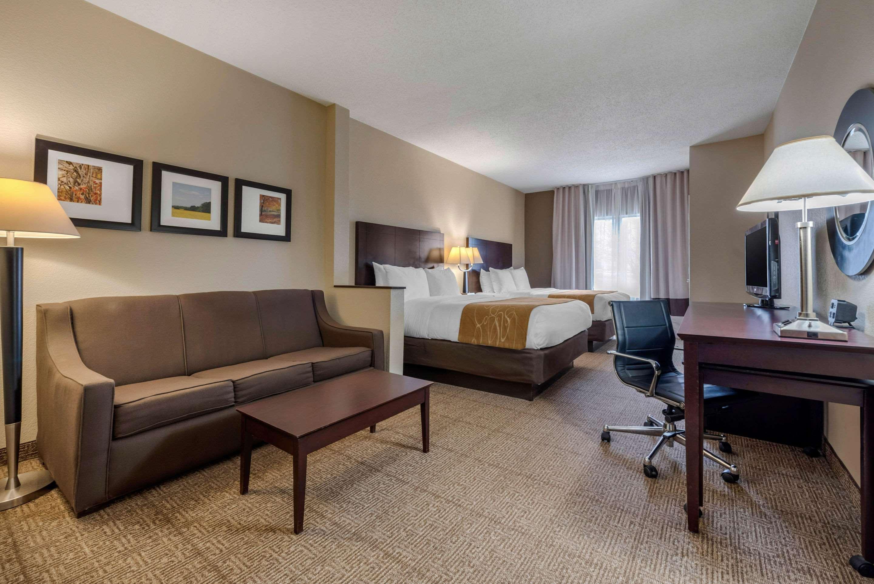 Comfort Suites Lafayette University Area Eksteriør bilde