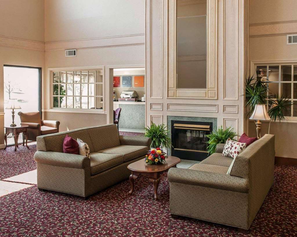 Comfort Suites Lafayette University Area Interiør bilde
